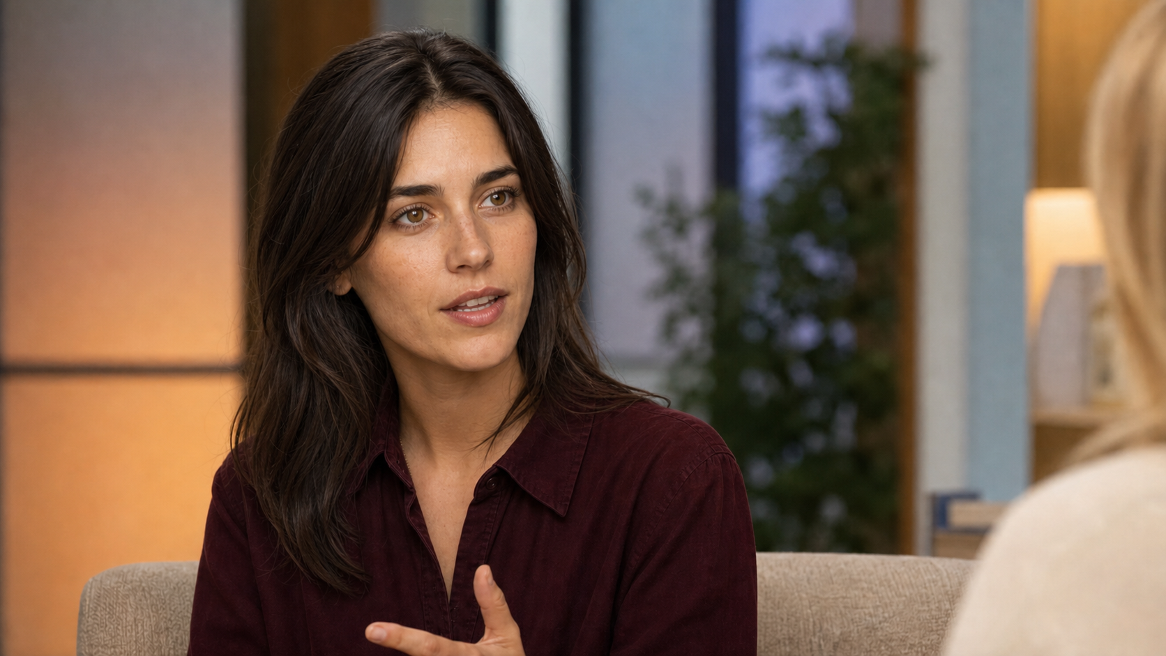Close portrait of fictional indie singer Amélie Berset during the interview.
